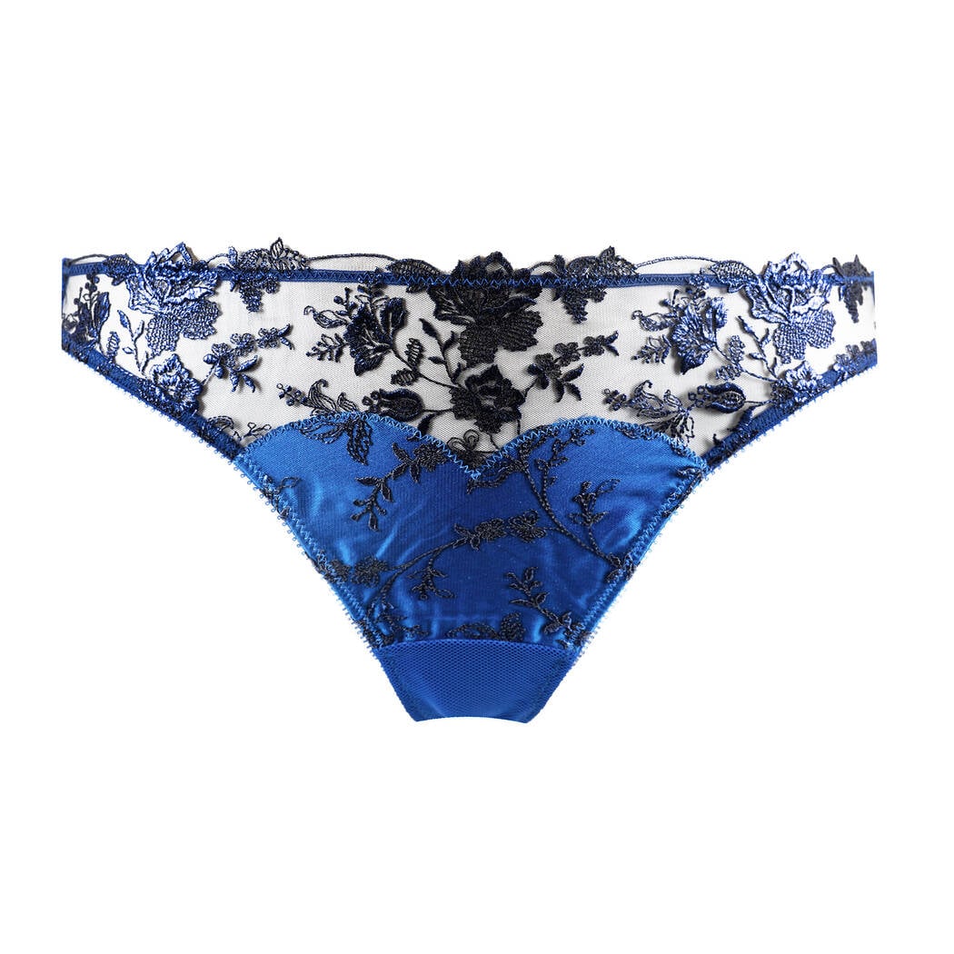 Victresse String